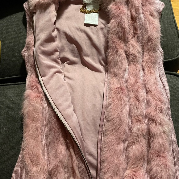 Baby Phat Pink Rabbit Fur Vest w/ Gold Logo Chain – Size S – Y2K Glam Aesthetic - Picture 8 of 8